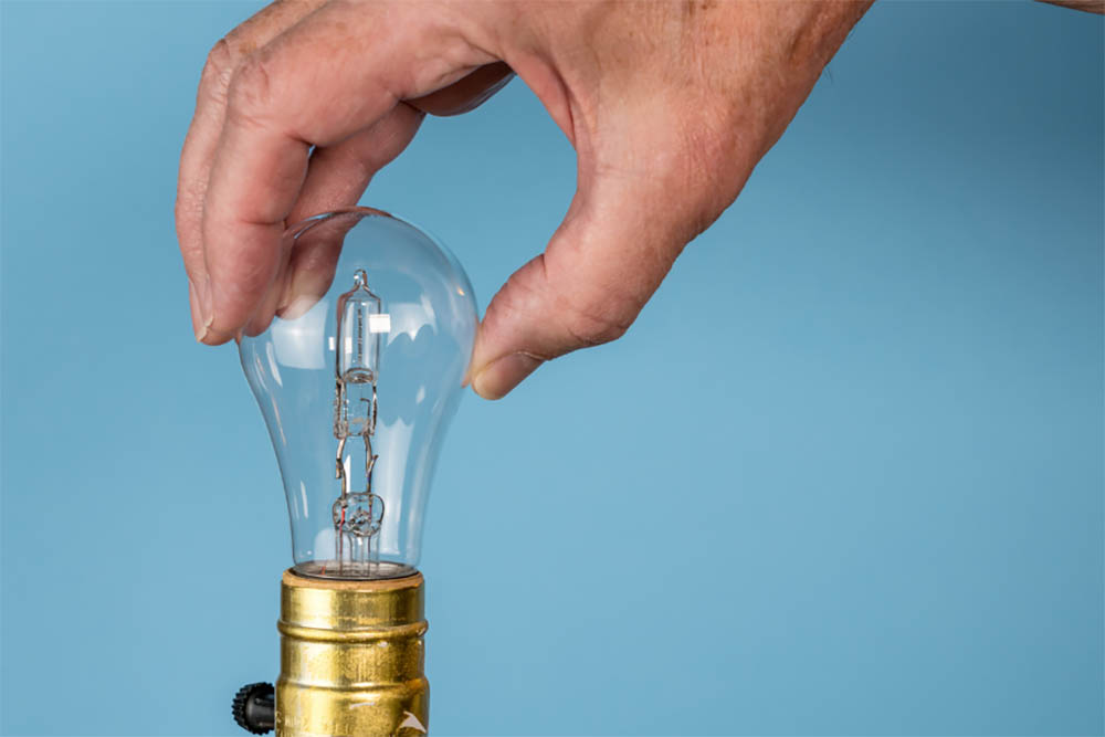 How To Change A Double-ended Halogen bulb