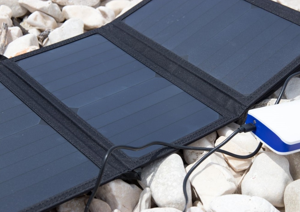 How to Connect Bluetti Solar Panels?