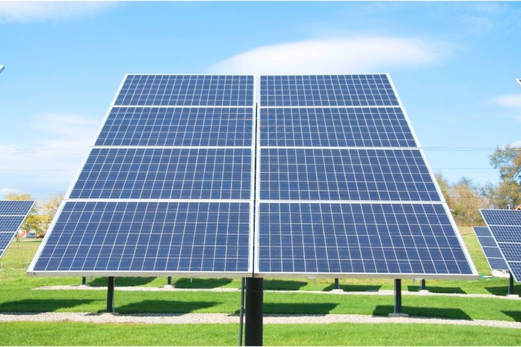 how-many-solar-panels-do-i-need-for-1000-kwh-per-month-new-day