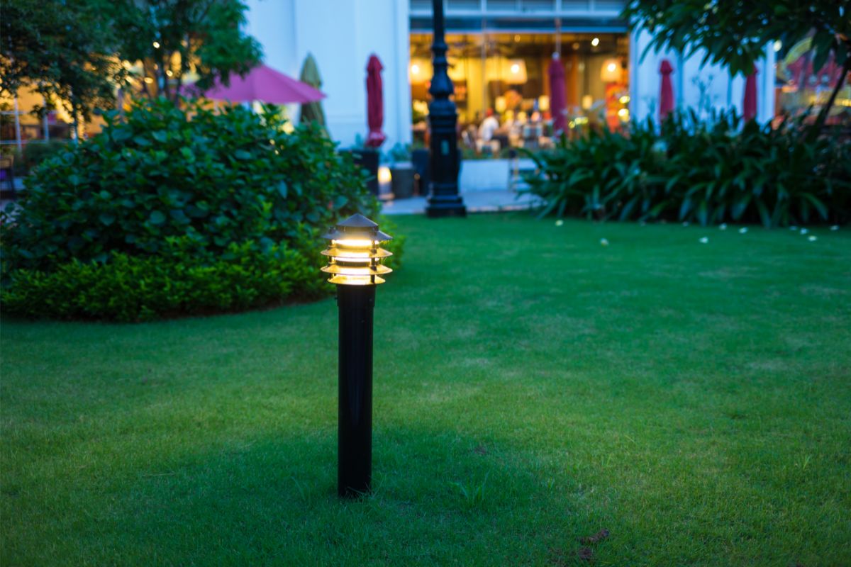 11 Amazing Outdoor Lighting Ideas To Consider